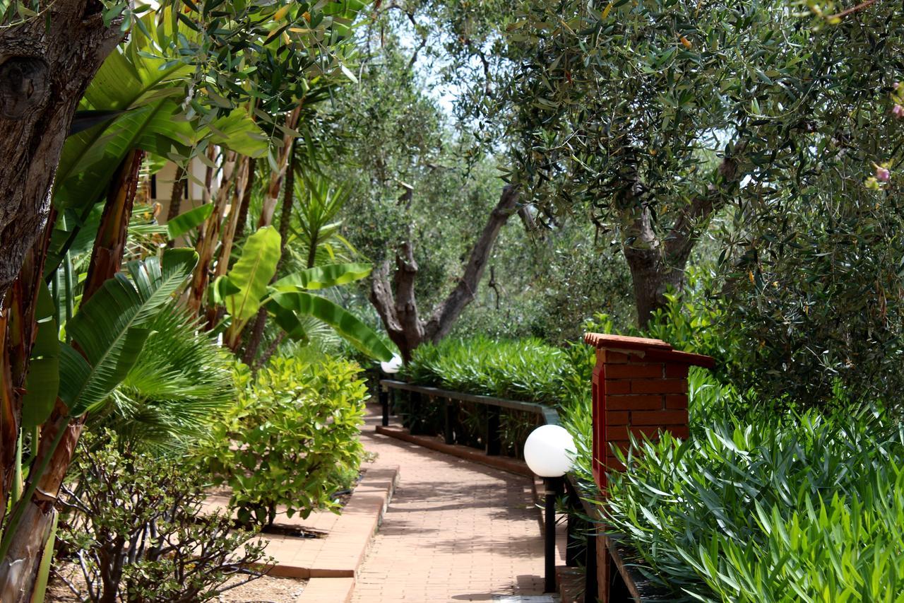 فيستَ Villaggio Turistico Defensola المظهر الخارجي الصورة